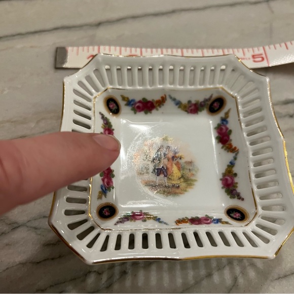 Vintage Trinket Dish - Picture 6 of 7